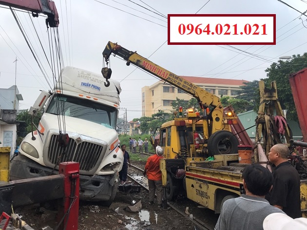 Những sự cố khẩn cấp cần tìm đến dịch vụ cứu hộ container?