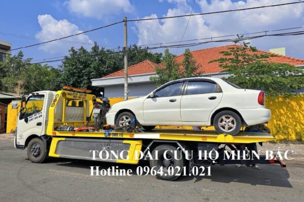 Gọi số điện thoại cứu hộ xe ô tô - 0964 021 021